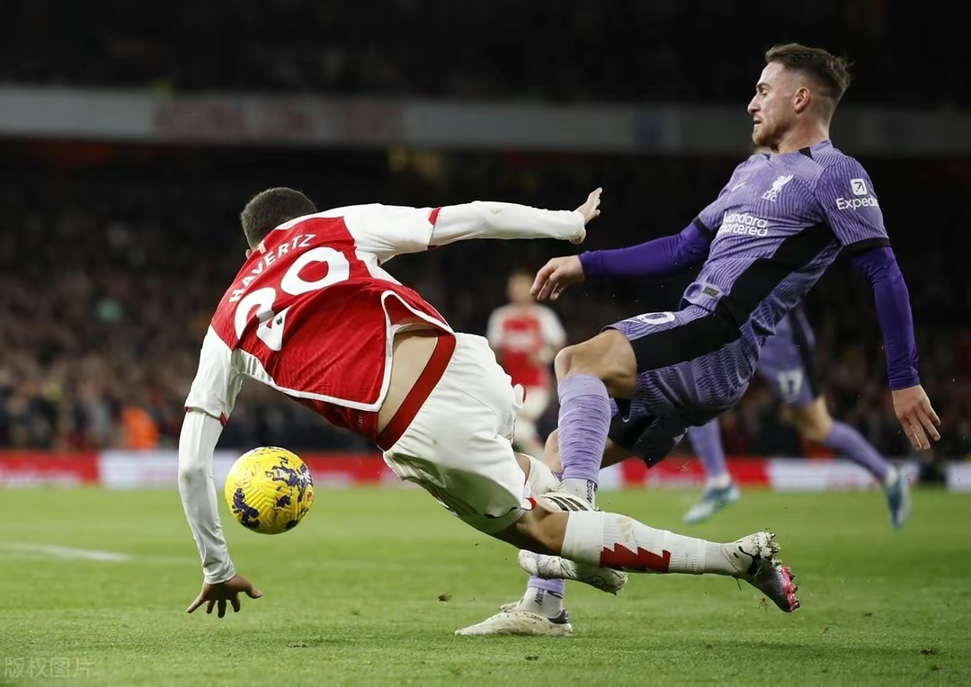 关于德罗巴在阿森纳比赛中惊艳表现曼联国际比赛日篮板制胜，赛前马赛豪取连胜看傻球迷的信息